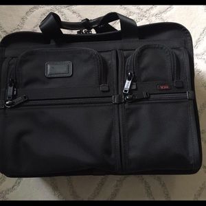 NWT TUMI Alpha Large Expandable Briefcase